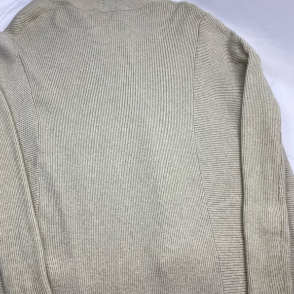 Simply Styled- Sweater, Beige. Large. Warm and comfortable. - Picture 6 of 7